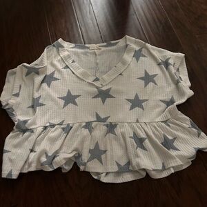 Altered state adorable star shirt!! size medium